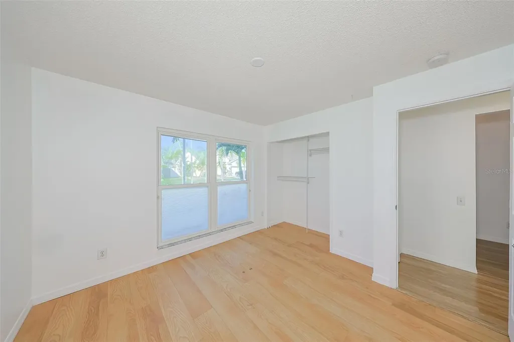 222 Lakeway Lane Apollo Beach FL 33572