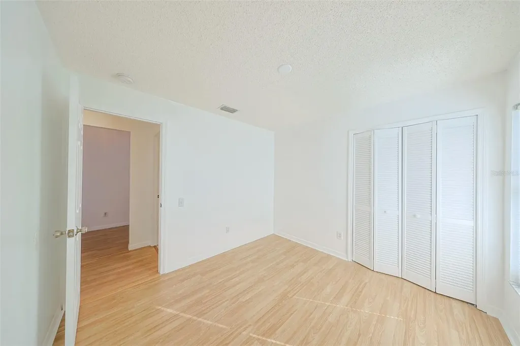 222 Lakeway Lane Apollo Beach FL 33572