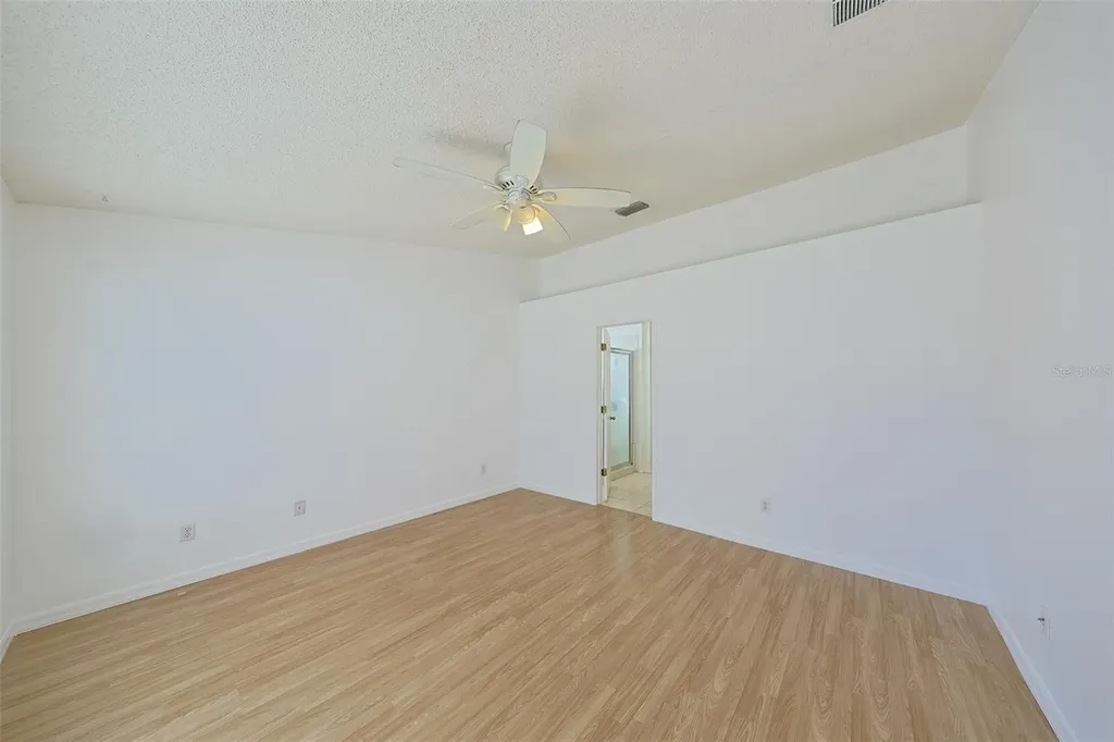 222 Lakeway Lane Apollo Beach FL 33572