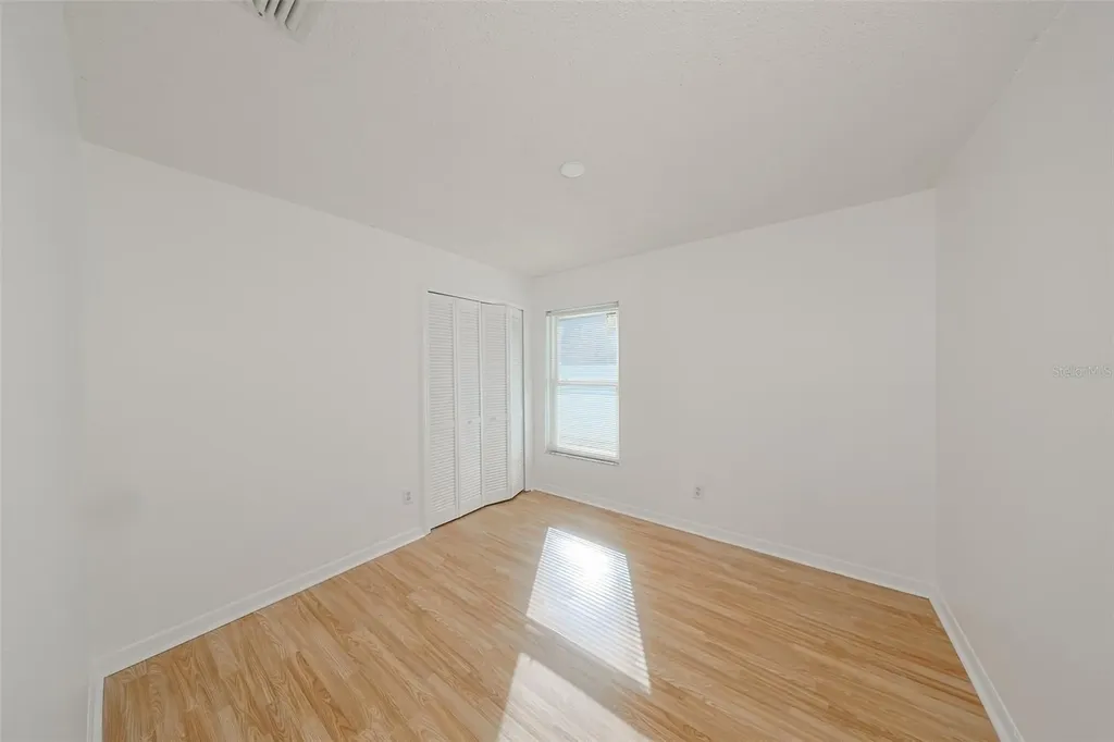 222 Lakeway Lane Apollo Beach FL 33572