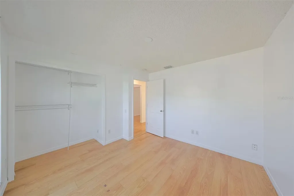 222 Lakeway Lane Apollo Beach FL 33572