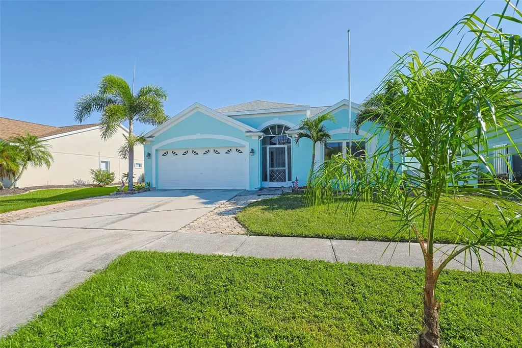 222 Lakeway Lane Apollo Beach FL 33572