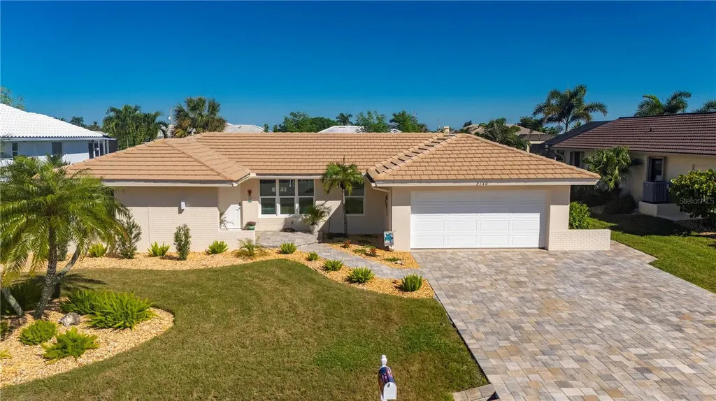 2140 Via Seville Punta Gorda FL 33950