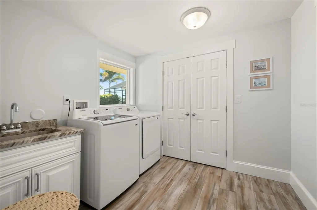 2140 Via Seville Punta Gorda FL 33950