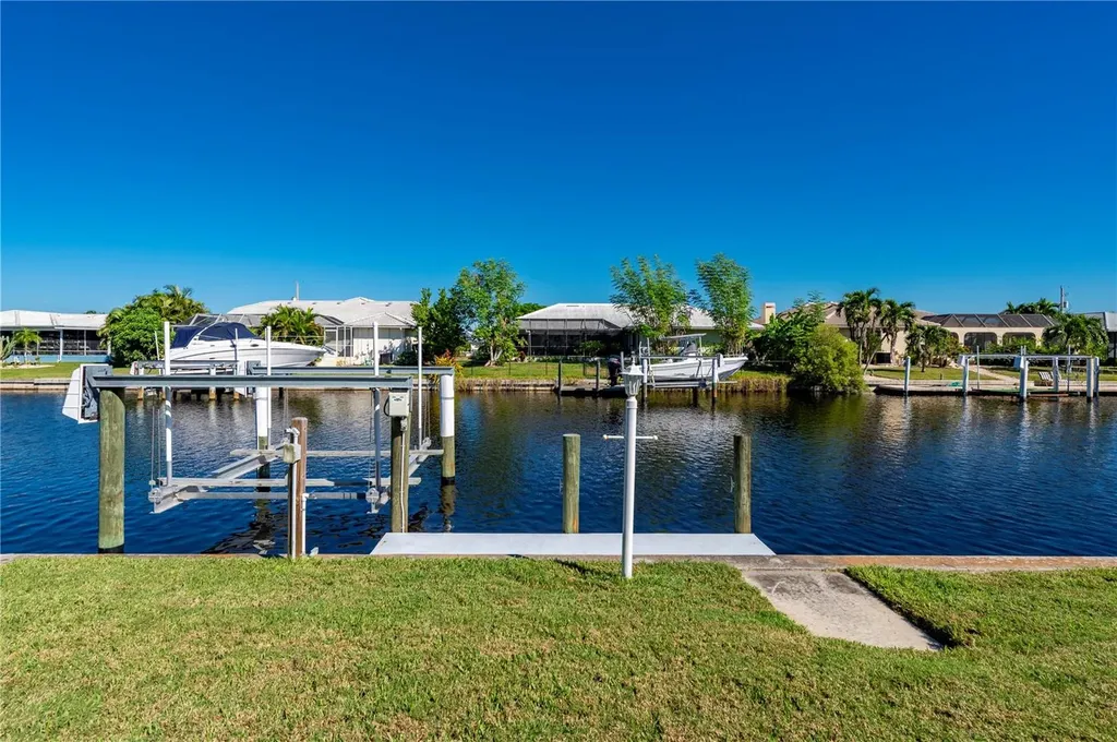 2140 Via Seville Punta Gorda FL 33950