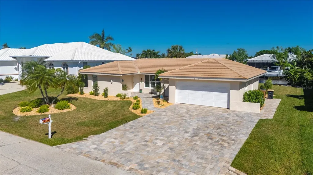 2140 Via Seville Punta Gorda FL 33950