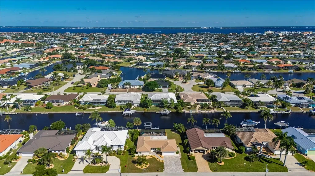 2140 Via Seville Punta Gorda FL 33950