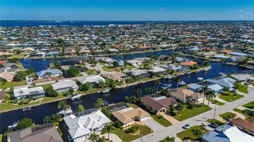 2140 Via Seville Punta Gorda FL 33950