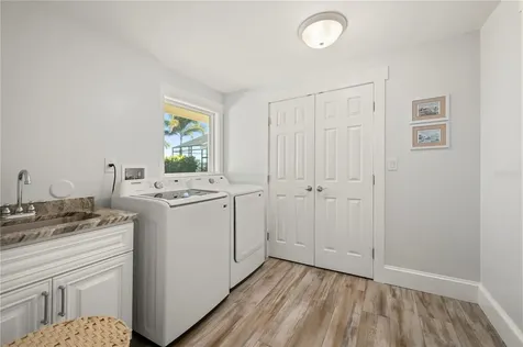 2140 Via Seville Punta Gorda FL 33950