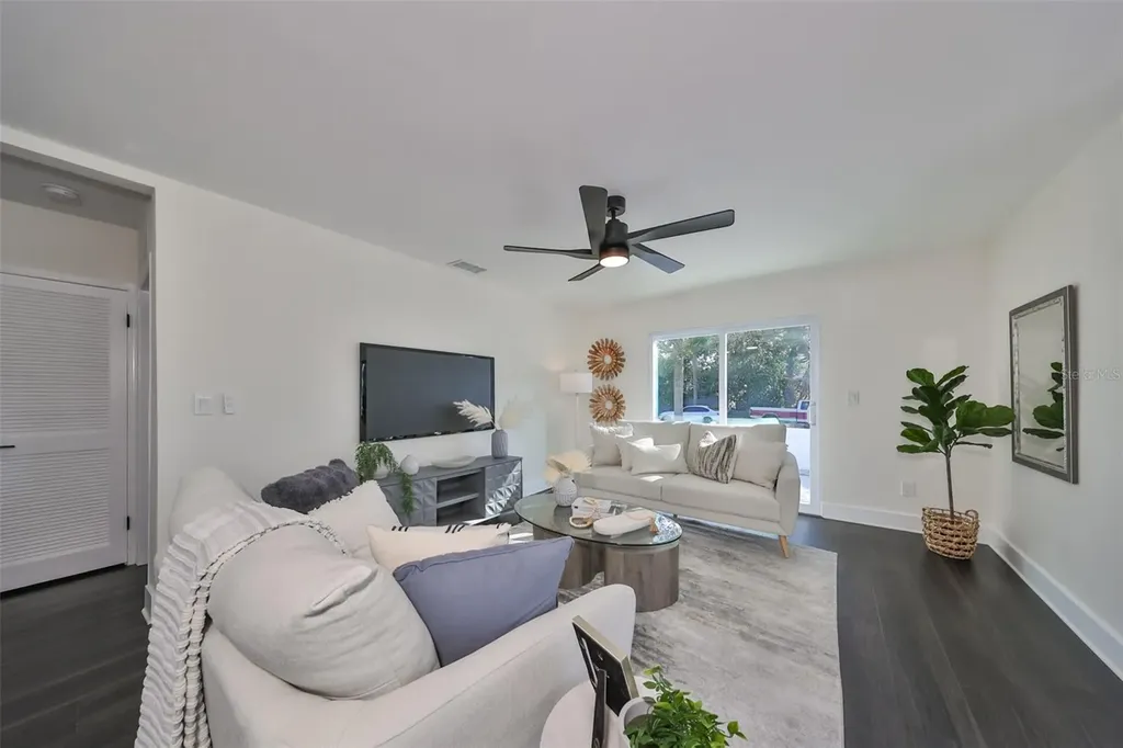 1846 3rd Street S St Petersburg FL 33705
