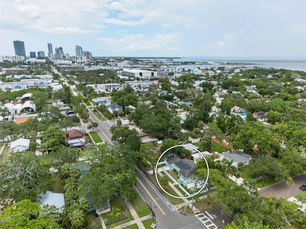 1846 3rd Street S St Petersburg FL 33705