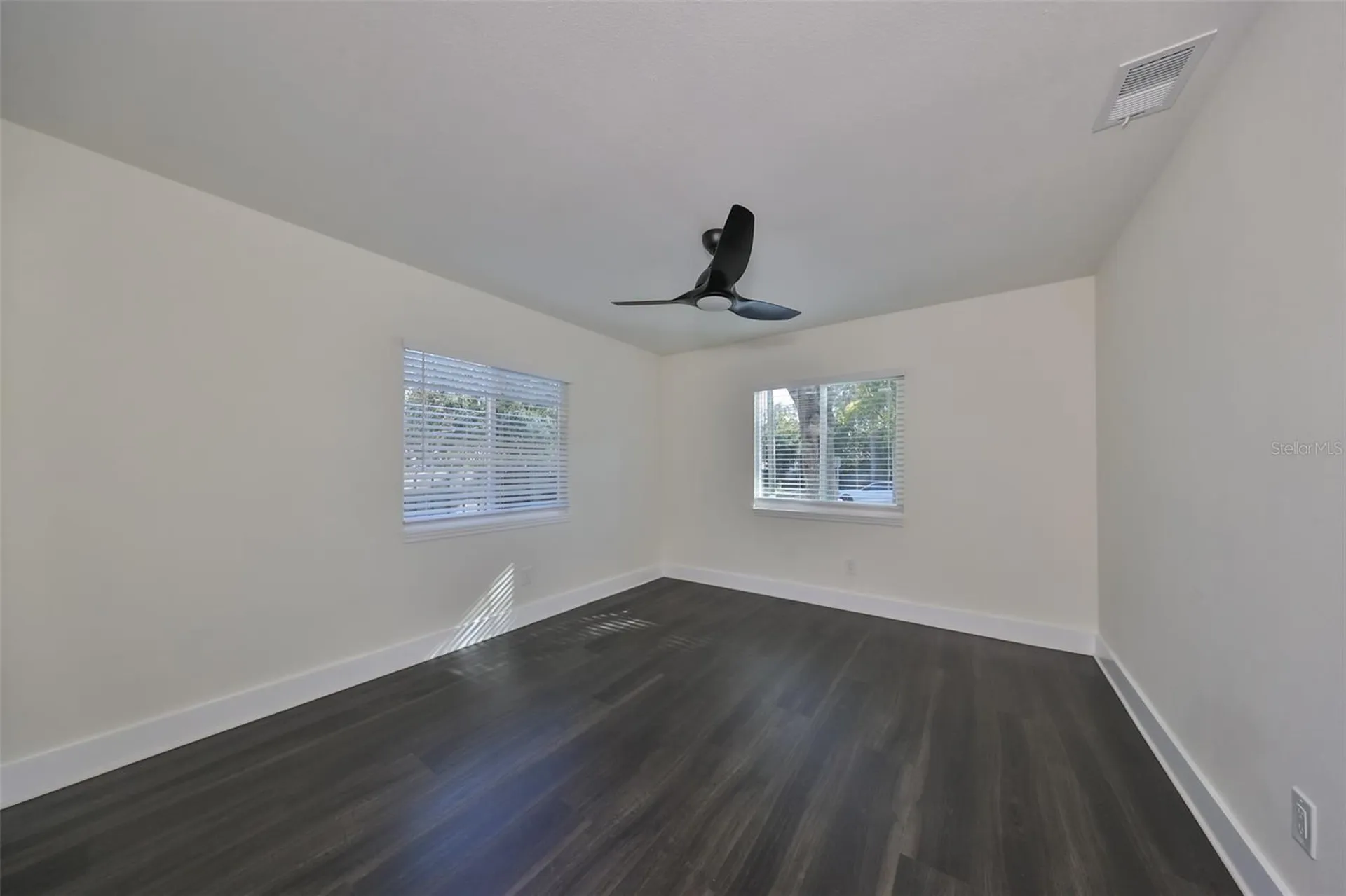 1846 3rd Street S St Petersburg FL 33705