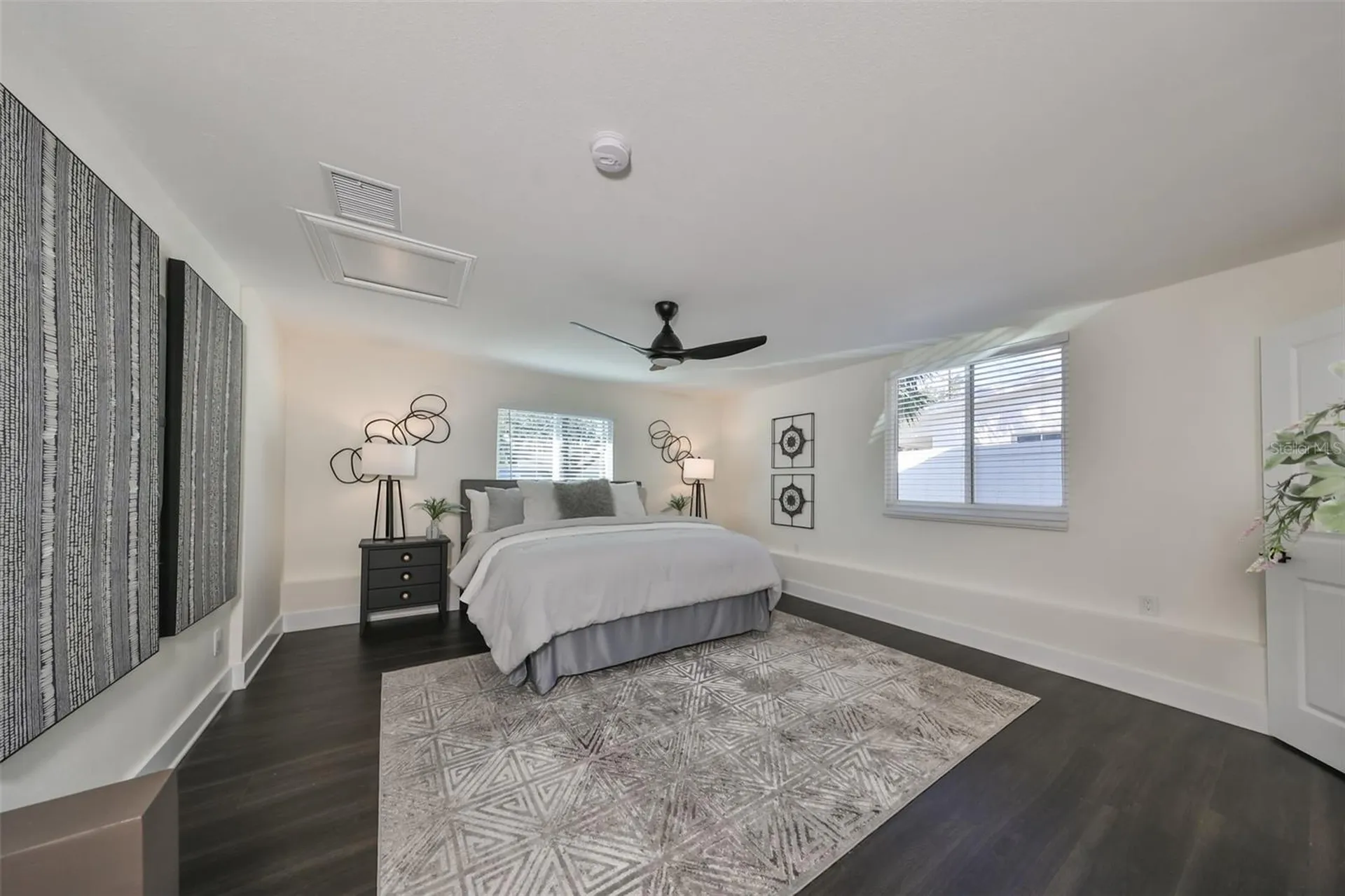 1846 3rd Street S St Petersburg FL 33705