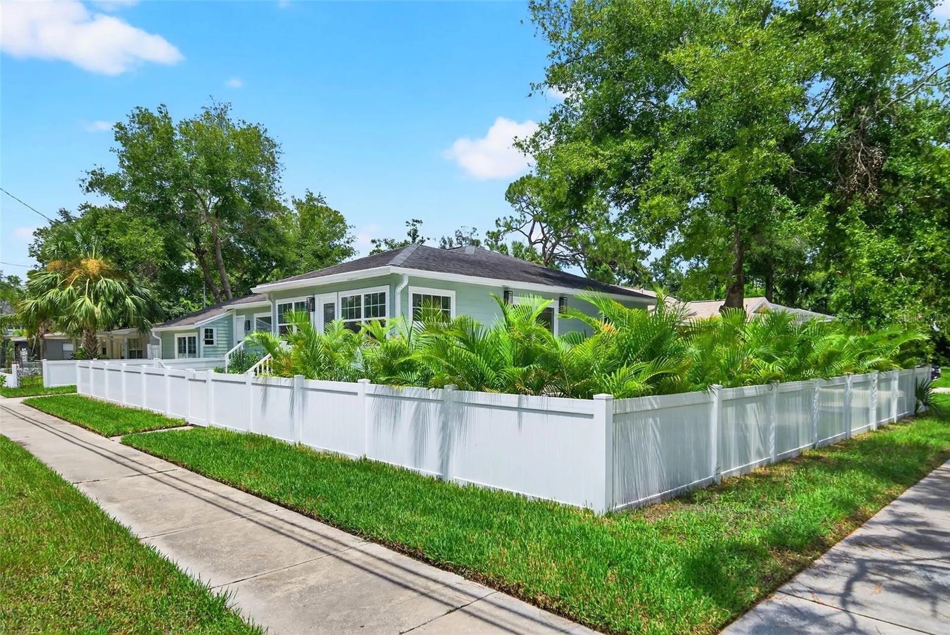 1846 3rd Street S St Petersburg FL 33705