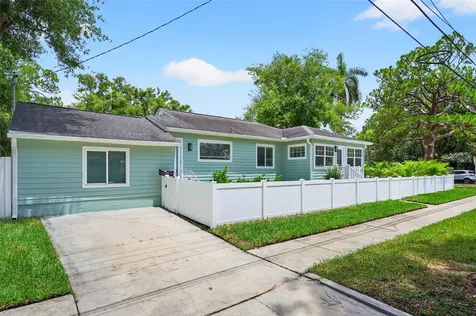 1846 3rd Street S St Petersburg FL 33705