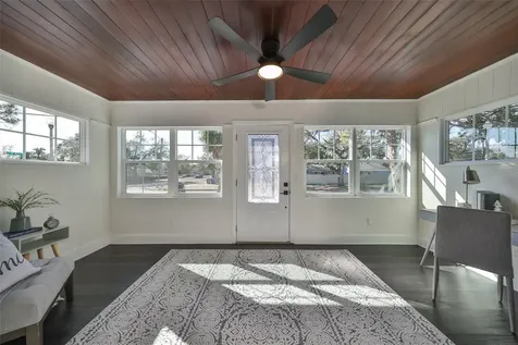 1846 3rd Street S St Petersburg FL 33705
