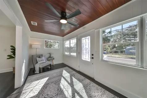 1846 3rd Street S St Petersburg FL 33705