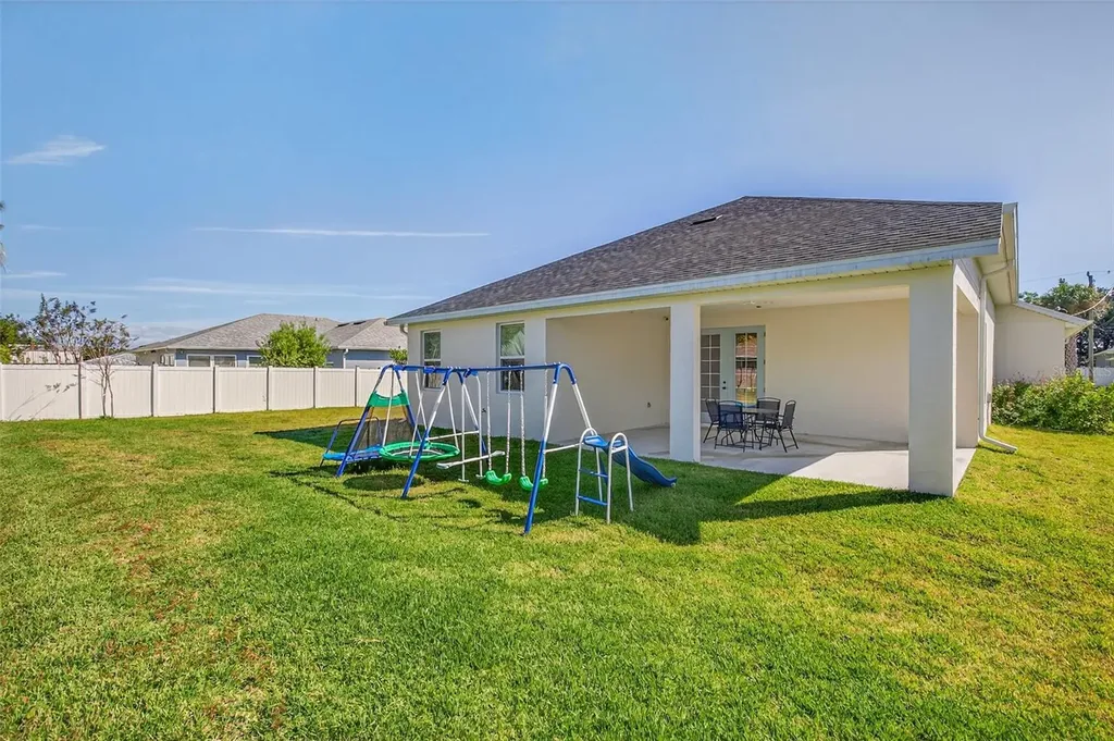 41 La Mancha Drive Palm Coast FL 32137