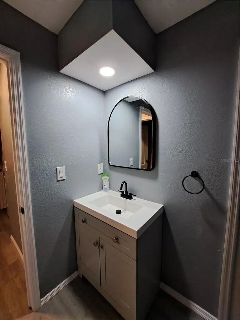 26 Clintwood Avenue Englewood FL 34223