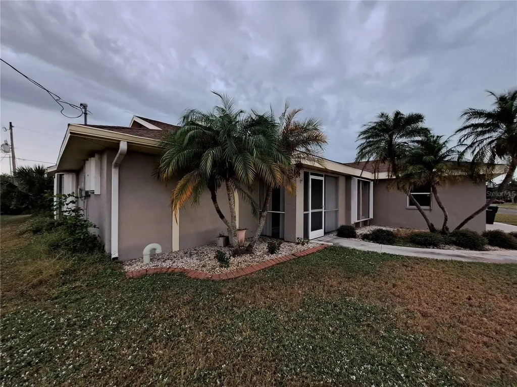 26 Clintwood Avenue Englewood FL 34223