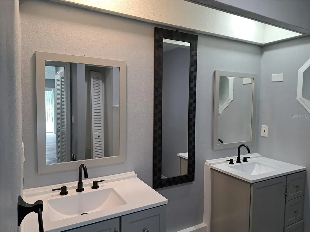 26 Clintwood Avenue Englewood FL 34223