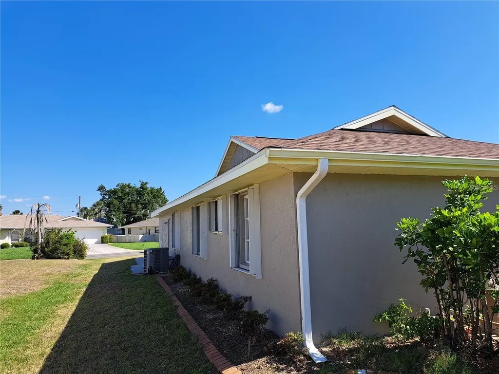 26 Clintwood Avenue Englewood FL 34223