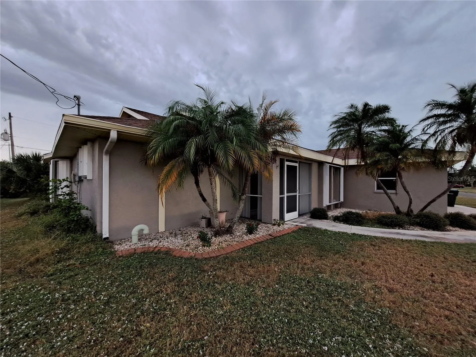 26 Clintwood Avenue Englewood FL 34223