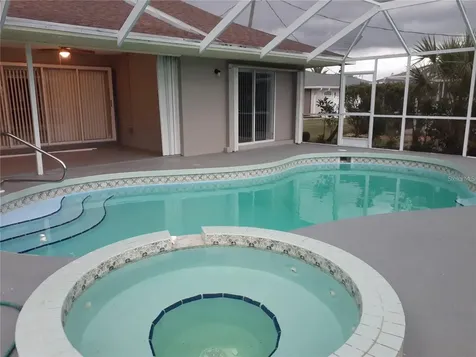 26 Clintwood Avenue Englewood FL 34223
