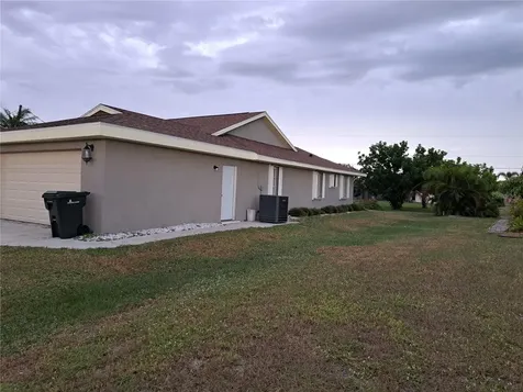 26 Clintwood Avenue Englewood FL 34223