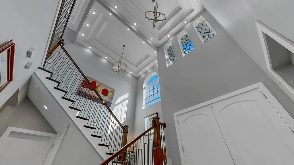 701 Pinckney Drive Apollo Beach FL 33572