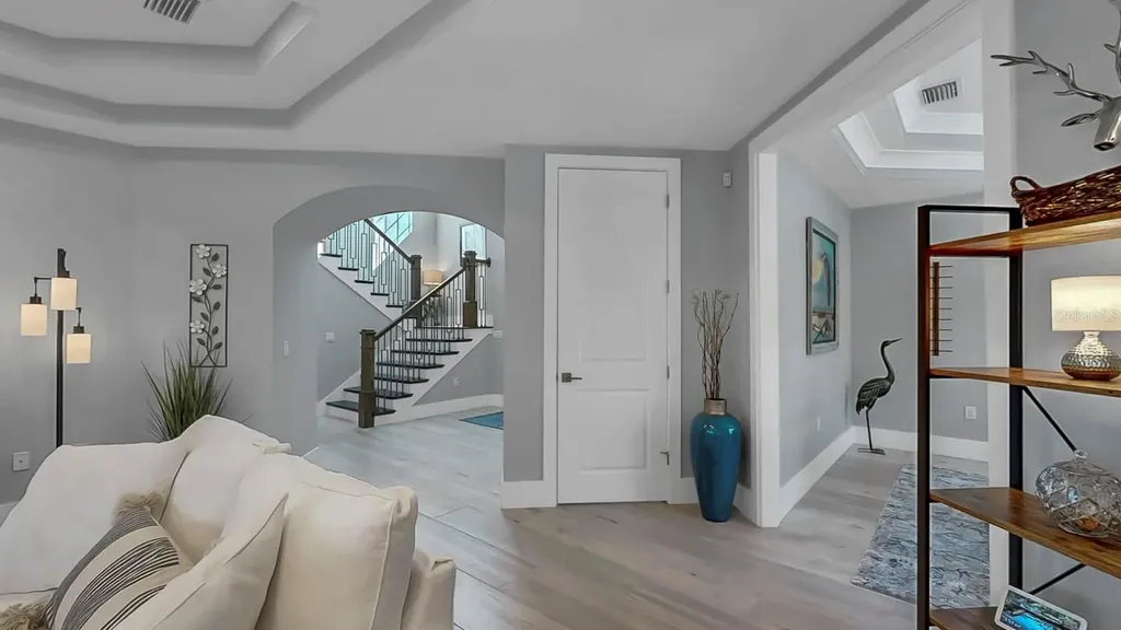 701 Pinckney Drive Apollo Beach FL 33572