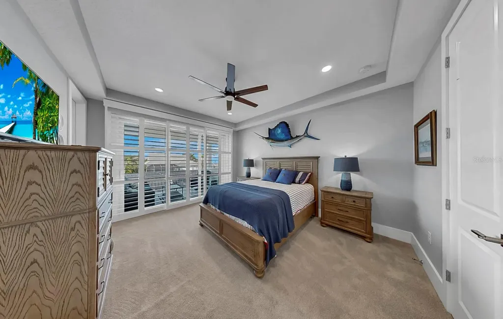 701 Pinckney Drive Apollo Beach FL 33572