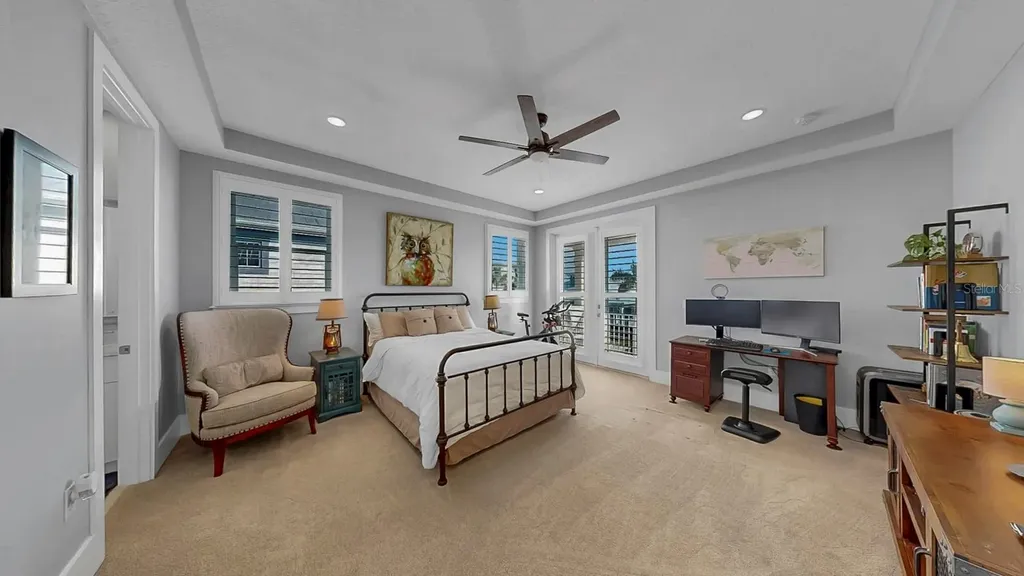 701 Pinckney Drive Apollo Beach FL 33572