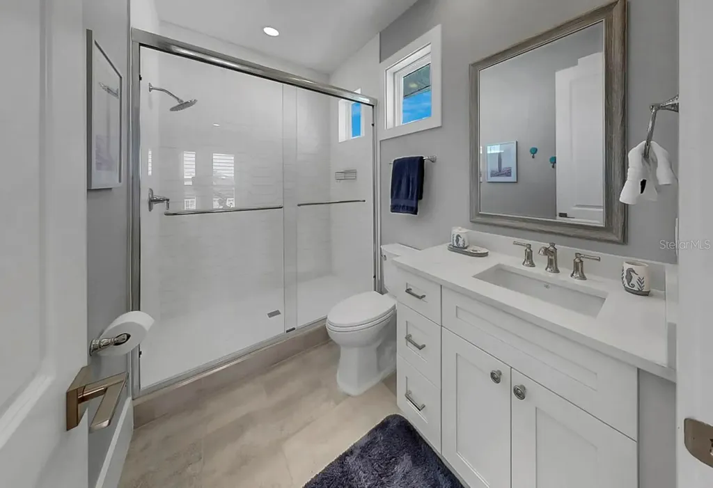 701 Pinckney Drive Apollo Beach FL 33572