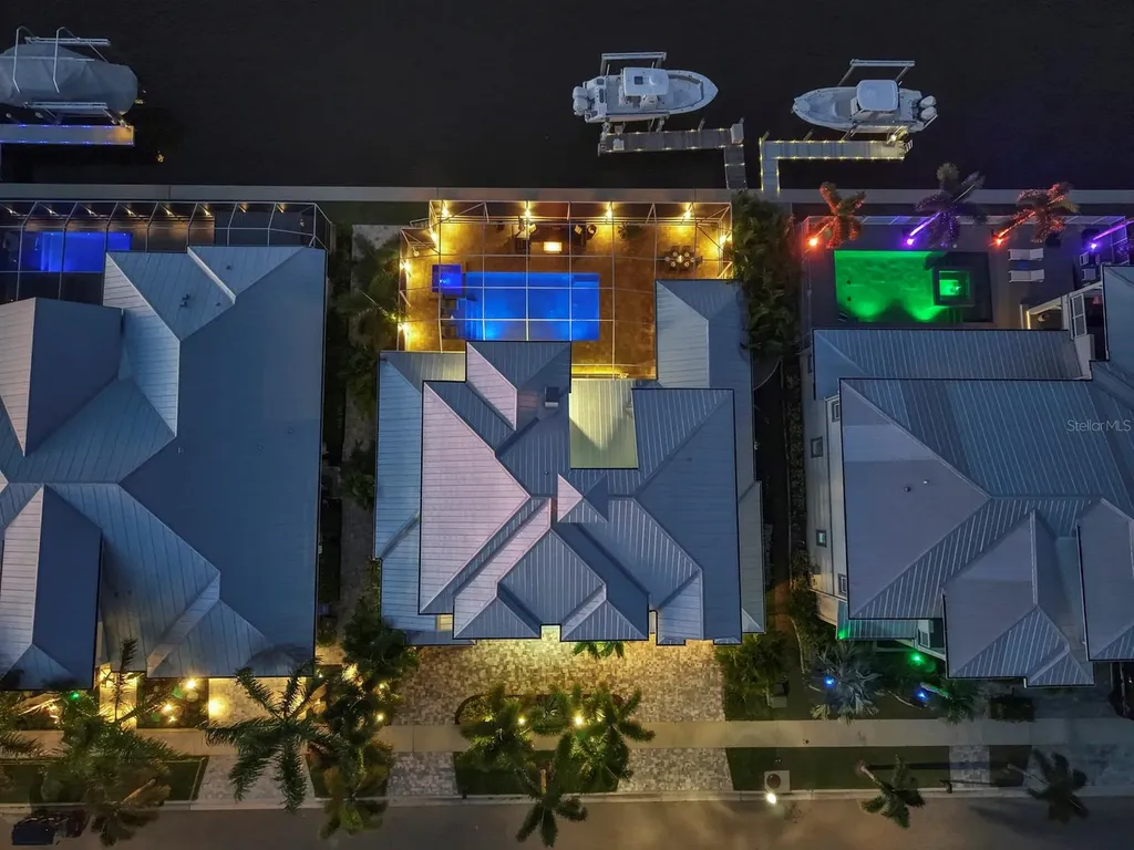 701 Pinckney Drive Apollo Beach FL 33572