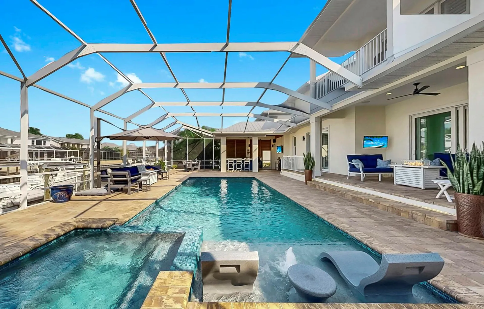 701 Pinckney Drive Apollo Beach FL 33572
