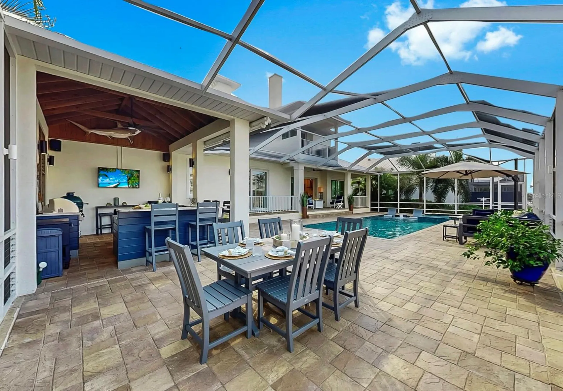 701 Pinckney Drive Apollo Beach FL 33572