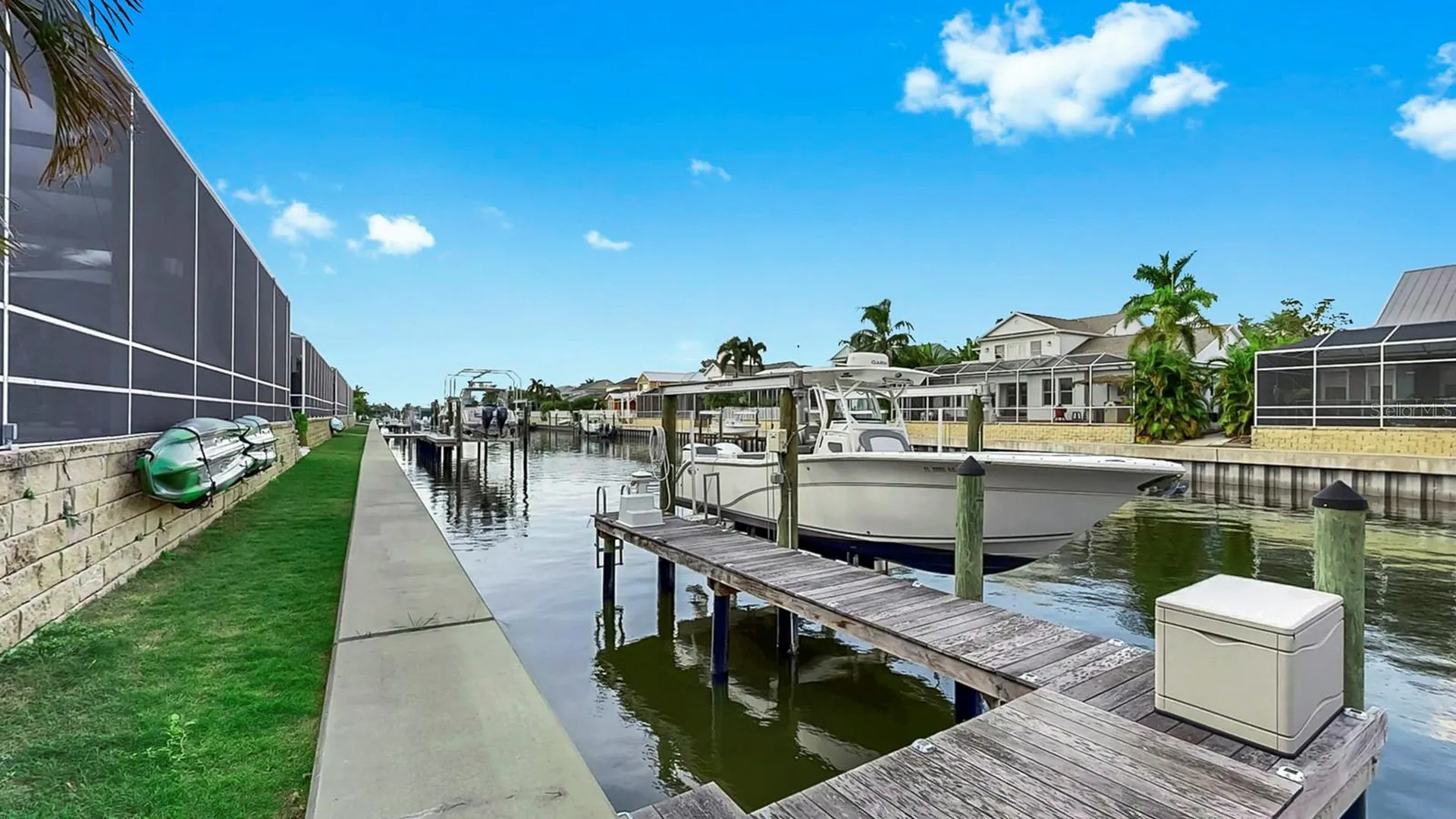 701 Pinckney Drive Apollo Beach FL 33572
