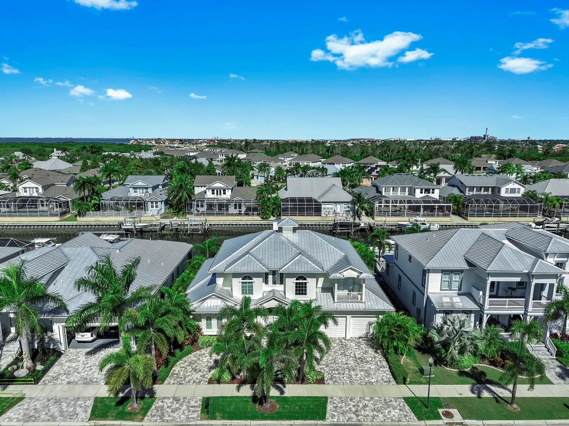 701 Pinckney Drive Apollo Beach FL 33572