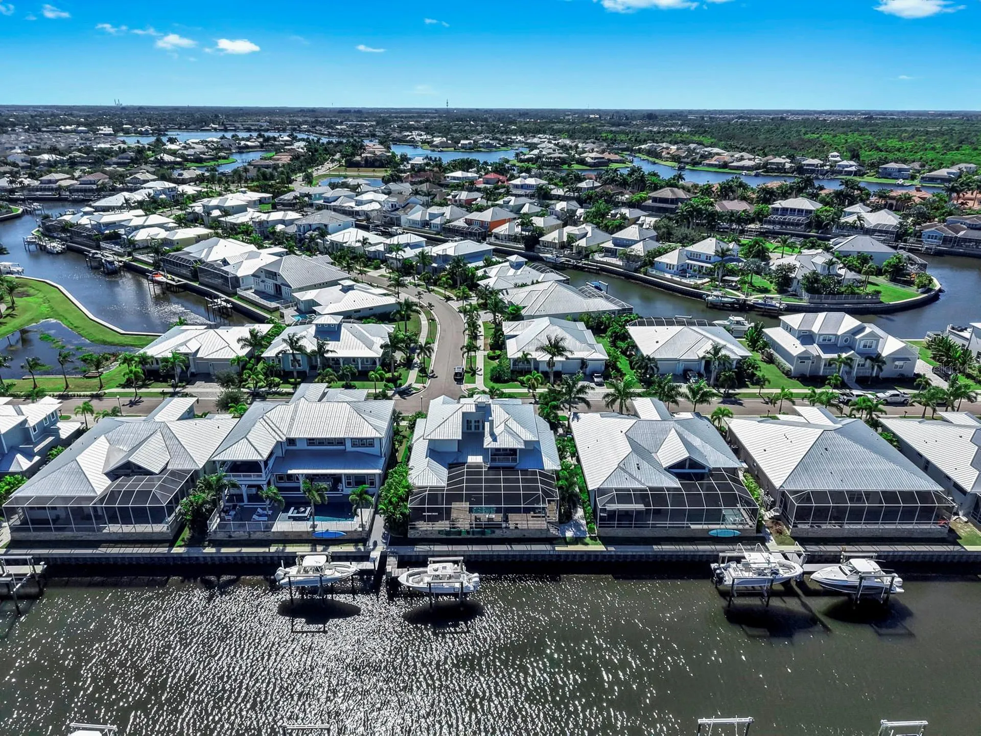 701 Pinckney Drive Apollo Beach FL 33572