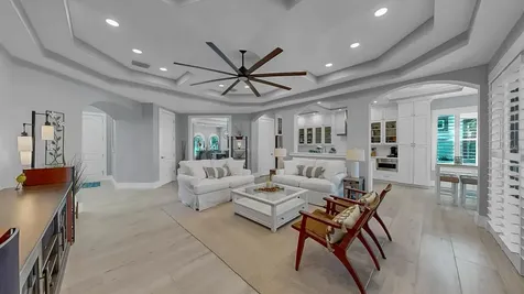 701 Pinckney Drive Apollo Beach FL 33572