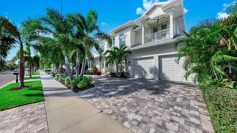 701 Pinckney Drive Apollo Beach FL 33572