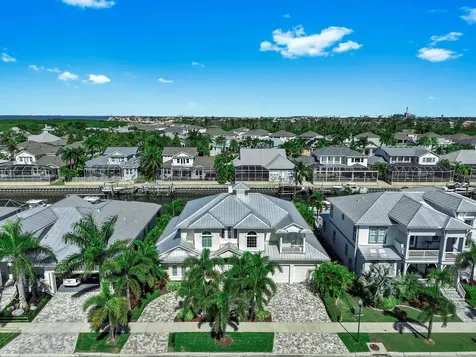 701 Pinckney Drive Apollo Beach FL 33572