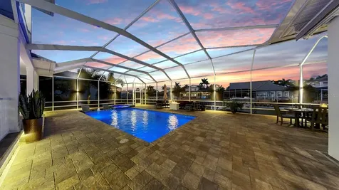 701 Pinckney Drive Apollo Beach FL 33572