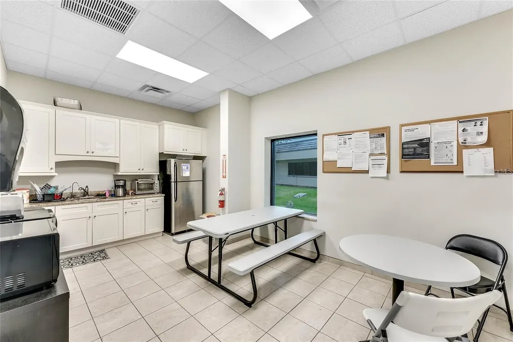 2461 Orlando Central Parkway Orlando FL 32809