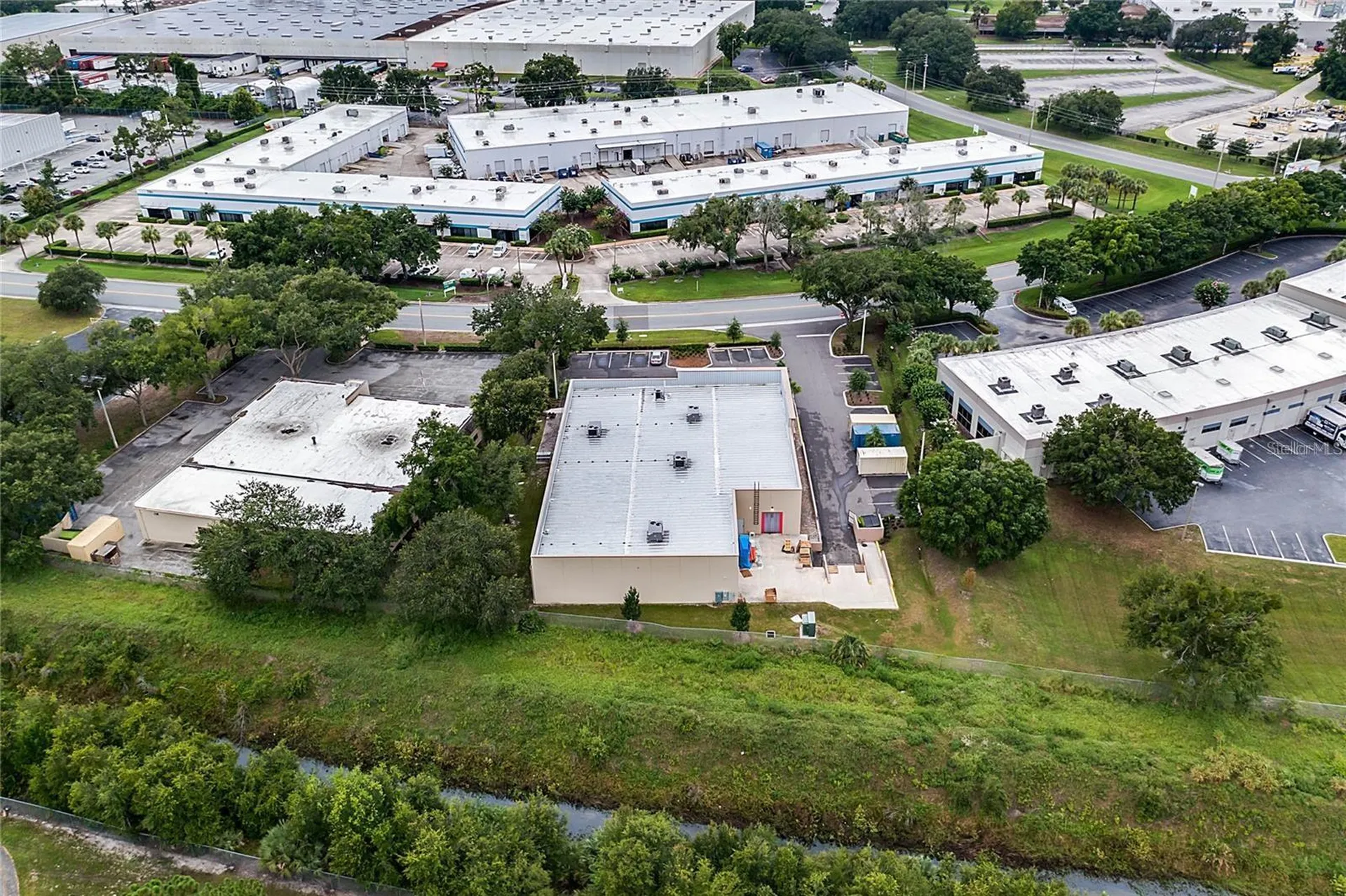 2461 Orlando Central Parkway Orlando FL 32809
