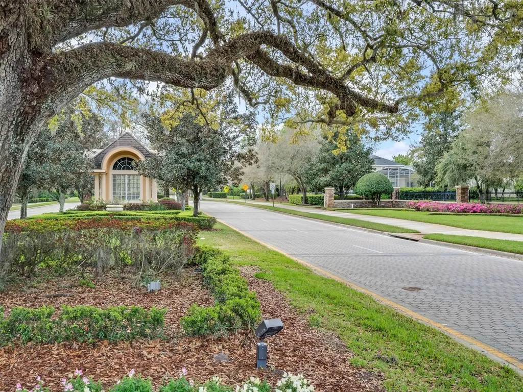 3720 Valley Oaks Court Oviedo FL 32766