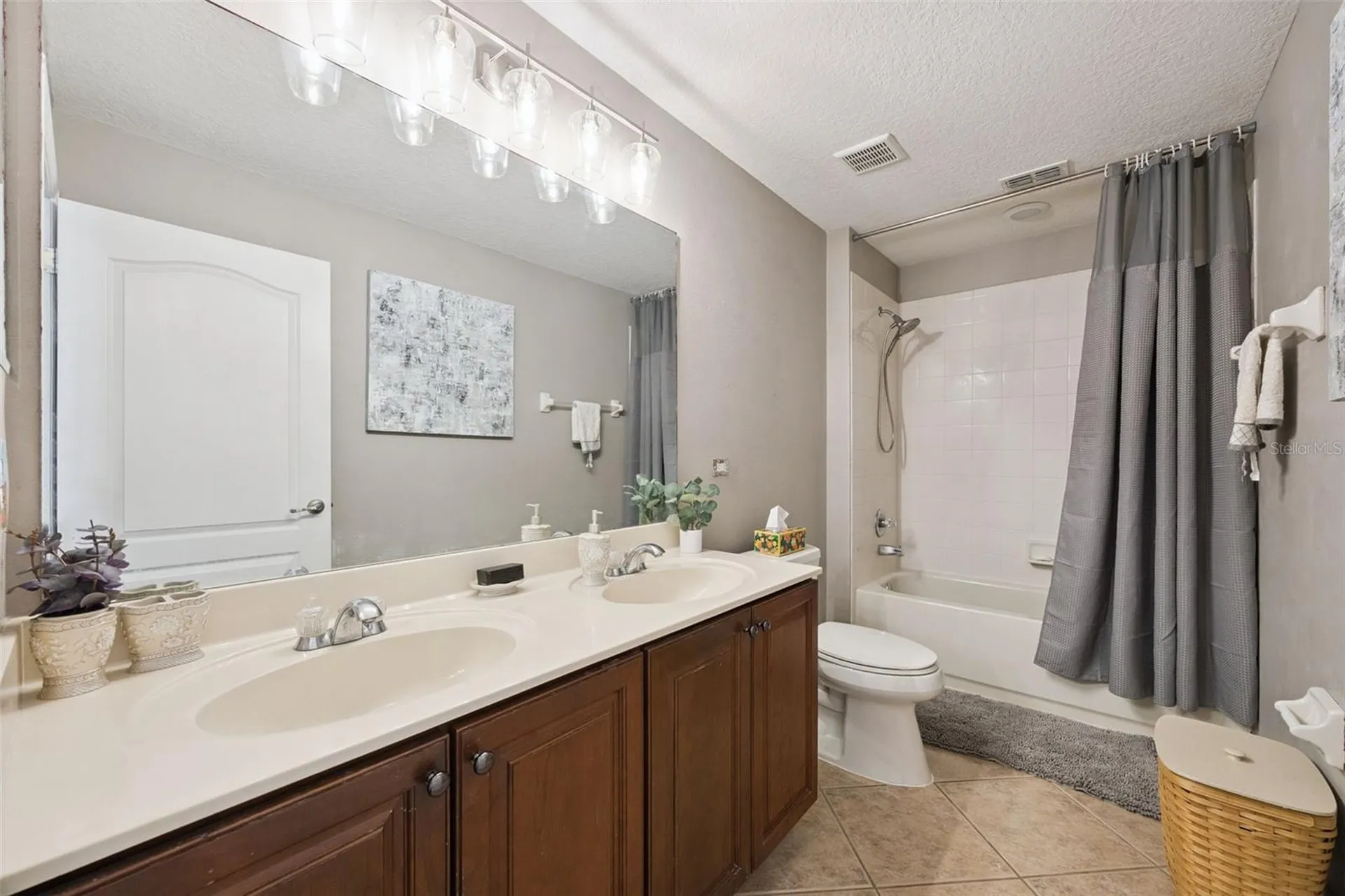3720 Valley Oaks Court Oviedo FL 32766
