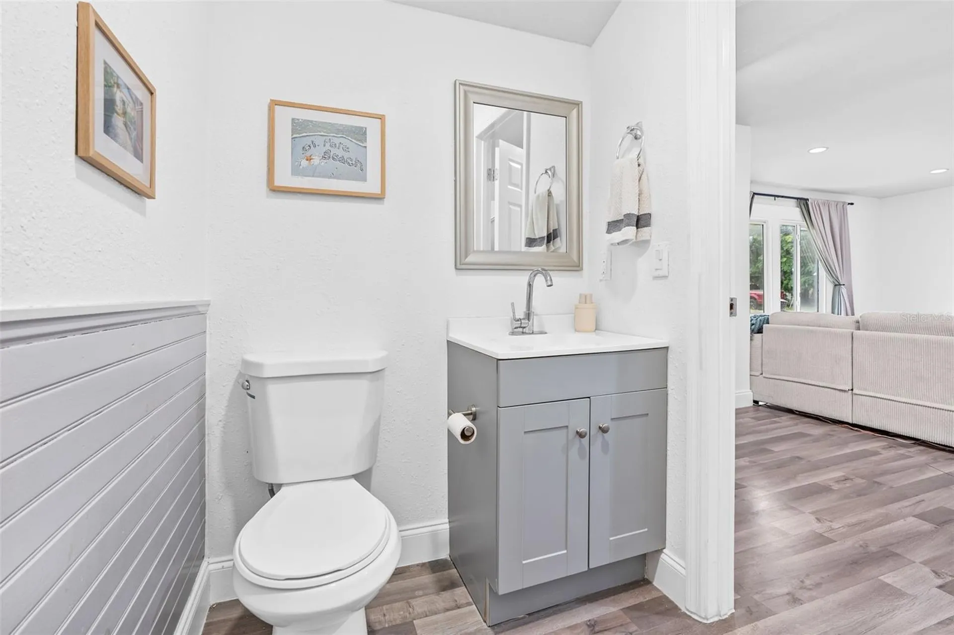 2201 50th Avenue N St Petersburg FL 33714