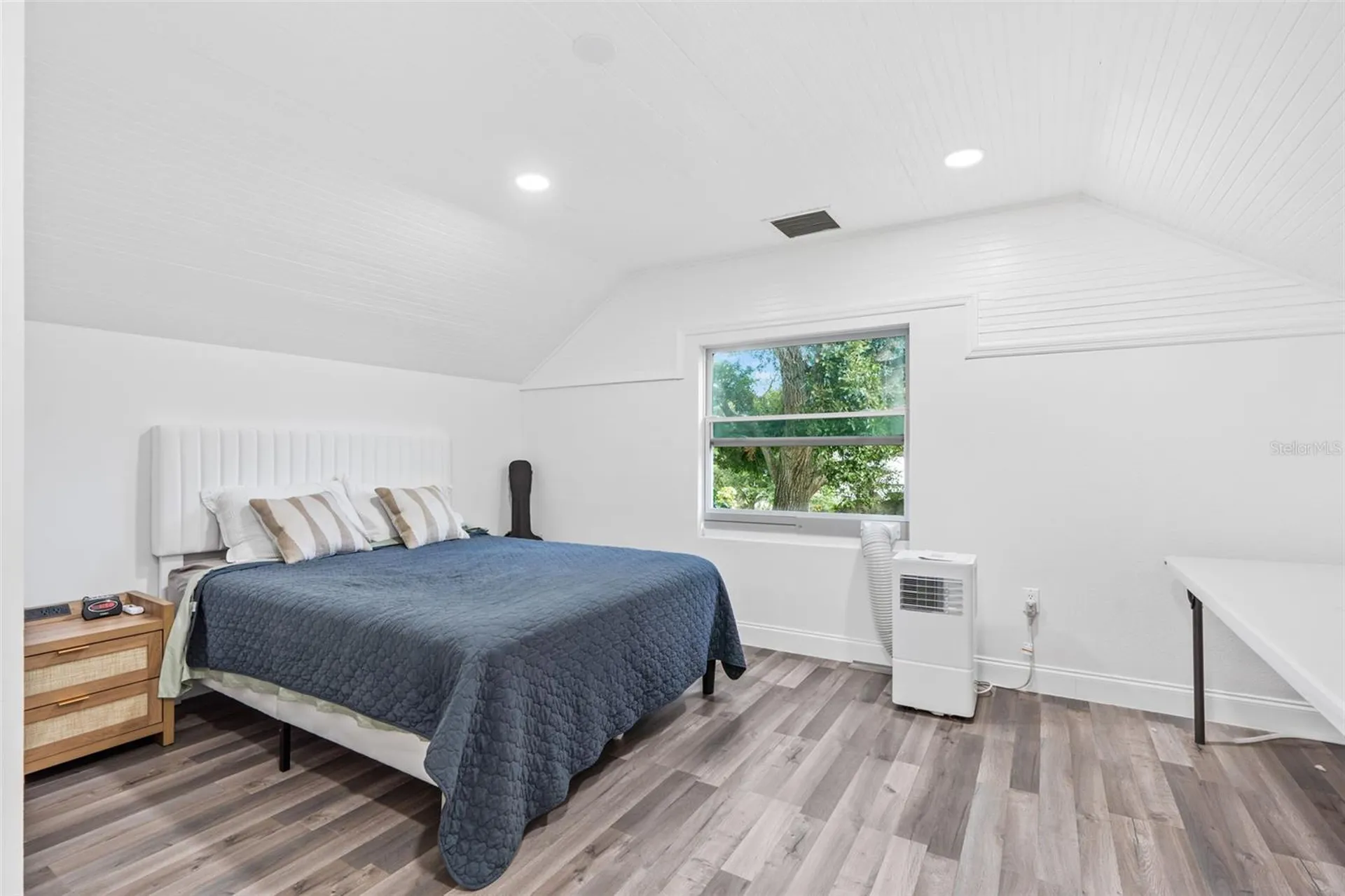 2201 50th Avenue N St Petersburg FL 33714